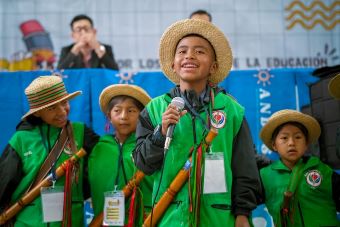 Estudiantes de secundaria de todo el país se reúnen en Bogotá para alzar su voz por el futuro de la educación pública