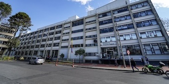 MinEducación alerta por más de 500 irregularidades detectadas en convalidaciones de títulos en el exterior