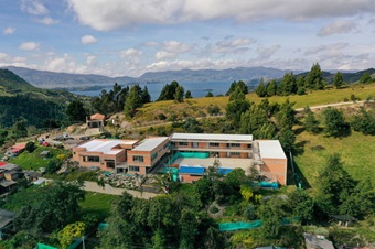 Gobierno Petro rescató 73 colegios por más de $575 mil millones que llevaban más de una década sin terminar