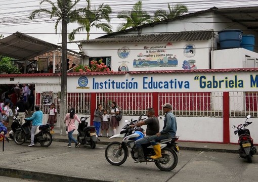 Fachada IE Gabriela Mistral de Orito, Putumayo