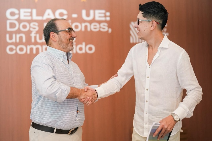 Ministro de educación Daniel rojas y el presidente de la CAF, Sergio Díaz-Granados