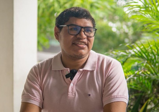 Aldair Tovar, del barrio Lipaya a la Noche de la Excelencia: una historia que demuestra que estudiar sí cambia destinos