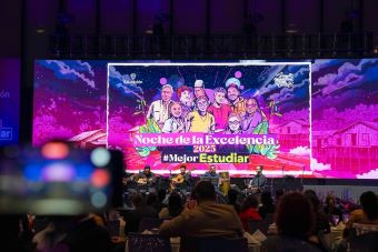 Ministerio de Educación premia a los protagonistas de la transformación educativa en Colombia en la Noche de la Excelencia 2025