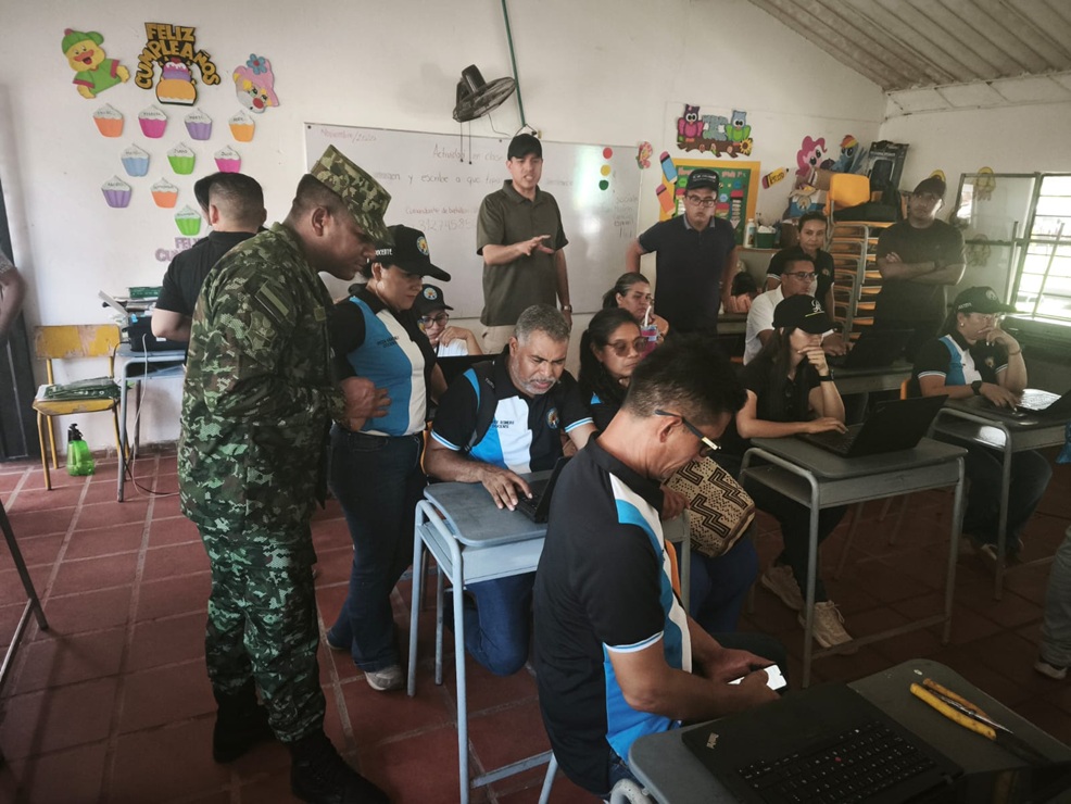 __  Siga la actualidad del sector educativo en las redes del Ministerio de Educación Nacional. Visítenos en @mineducacion (X, Facebook, YouTube y Linkedln), mineducacioncol (Instagram) y @mineducacioncolombia (TikTok).  (FIN)