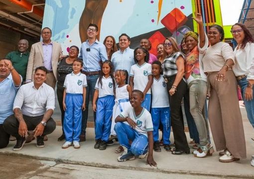 Minsitro Daniel Rojas en la entrega de obras en Cali