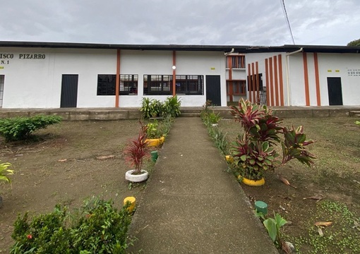 fachada sede Emberá Francisco Pizarro