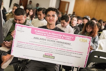 Gobierno condona deudas de Icetex a 1.192 estudiantes