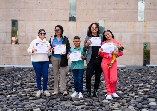 Foto de ganadores del concurso nacional de escritura