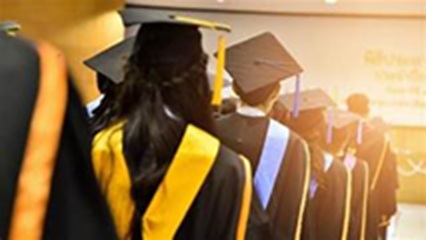 Especializaciones, maestrías y doctorados: clave para competir en el mercado