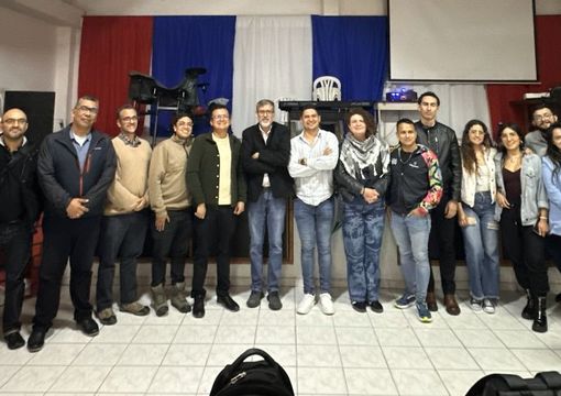 Comunidad de Suba y funcionarios de MinEducación