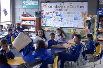 Listas de útiles escolares: esto es lo que pueden y no pueden pedirle los colegios privados