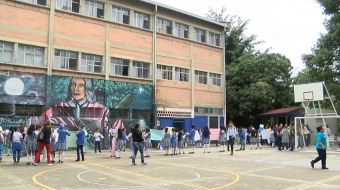 En colegios de Medellín hay 300.000 cupos