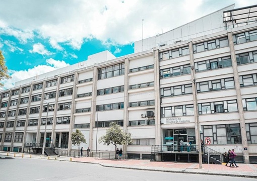 Fachada Ministerio de Educación