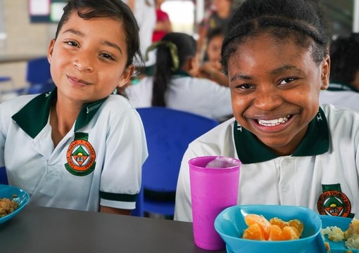 Estudiantes PBM felices