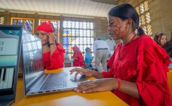 Durante años, los niños y niñas de La Guajira soñaron con aulas dignas. Hoy, ese sueño es realidad