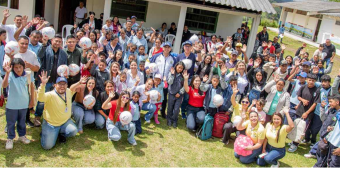 Alcaldía entrega kits escolares a estudiantes rurales de Popayán