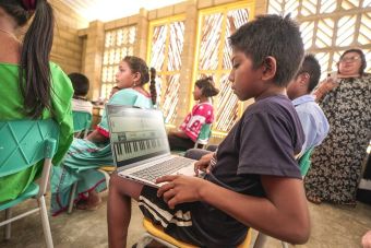 El Gobierno del Cambio transforma La Guajira con inversión histórica en tecnología para la niñez Wayúu