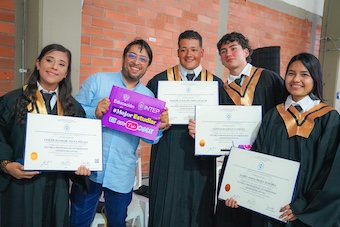 Más de 300 estudiantes del Valle se gradúan de bachilleres técnico-profesionales gracias a Educación Superior en tu Colegio