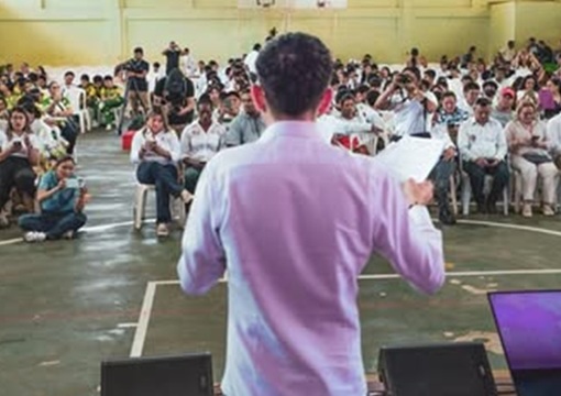 Ministro en el Tolima