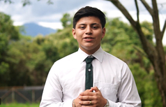 Más jóvenes, más educación gratuita y más oportunidades sin salir de su territorio