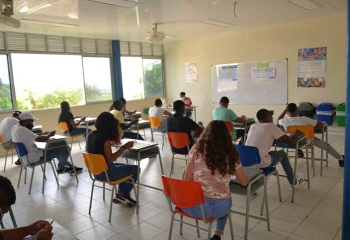 Más de 34 mil docentes presentaron prueba de ascenso salarial