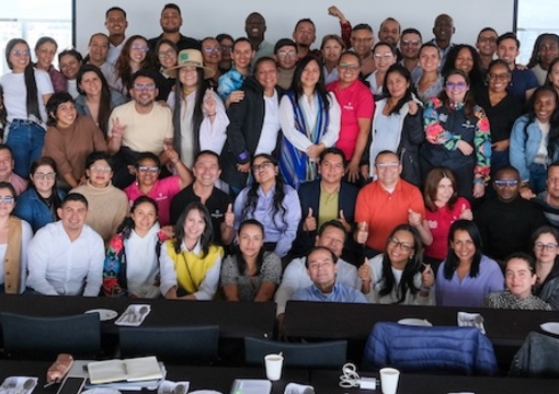 foto de lideres de proyectos para educacion media y superior