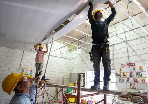 Maestros en arreglos de instituciones educativas