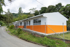 Estudiantes de básica se benefician con proyectos de infraestructura