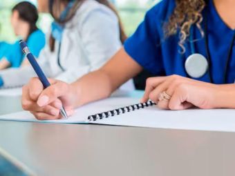 Más de 7.800 internos de medicina reciben remuneración mensual desde enero de 2026