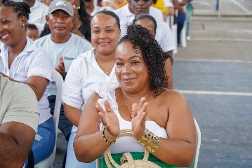 MinCiencias lanza becas de formación para profesionales del Pacífico colombiano