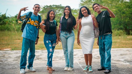 Más jóvenes acceden a la universidad pública gratuita en Colombia