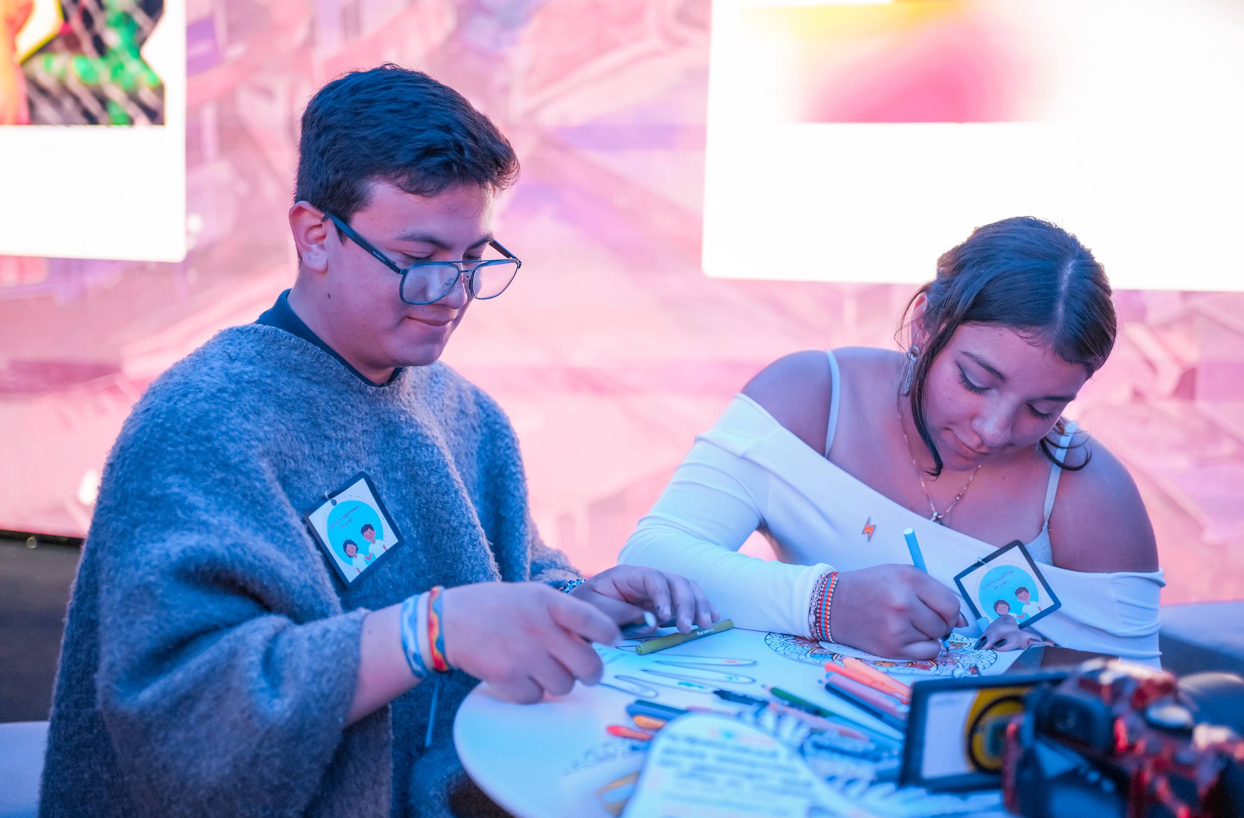 Estudiantes en la FILBO 2026