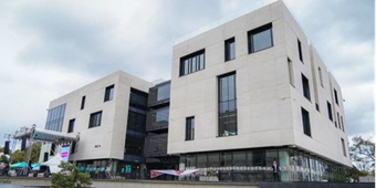 Gobierno entrega nuevo edificio de Artes en la Universidad Nacional y consolida inversión de $510.546 millones en infraestructura