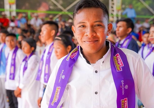 estudiante beneficiado programa SIMES
