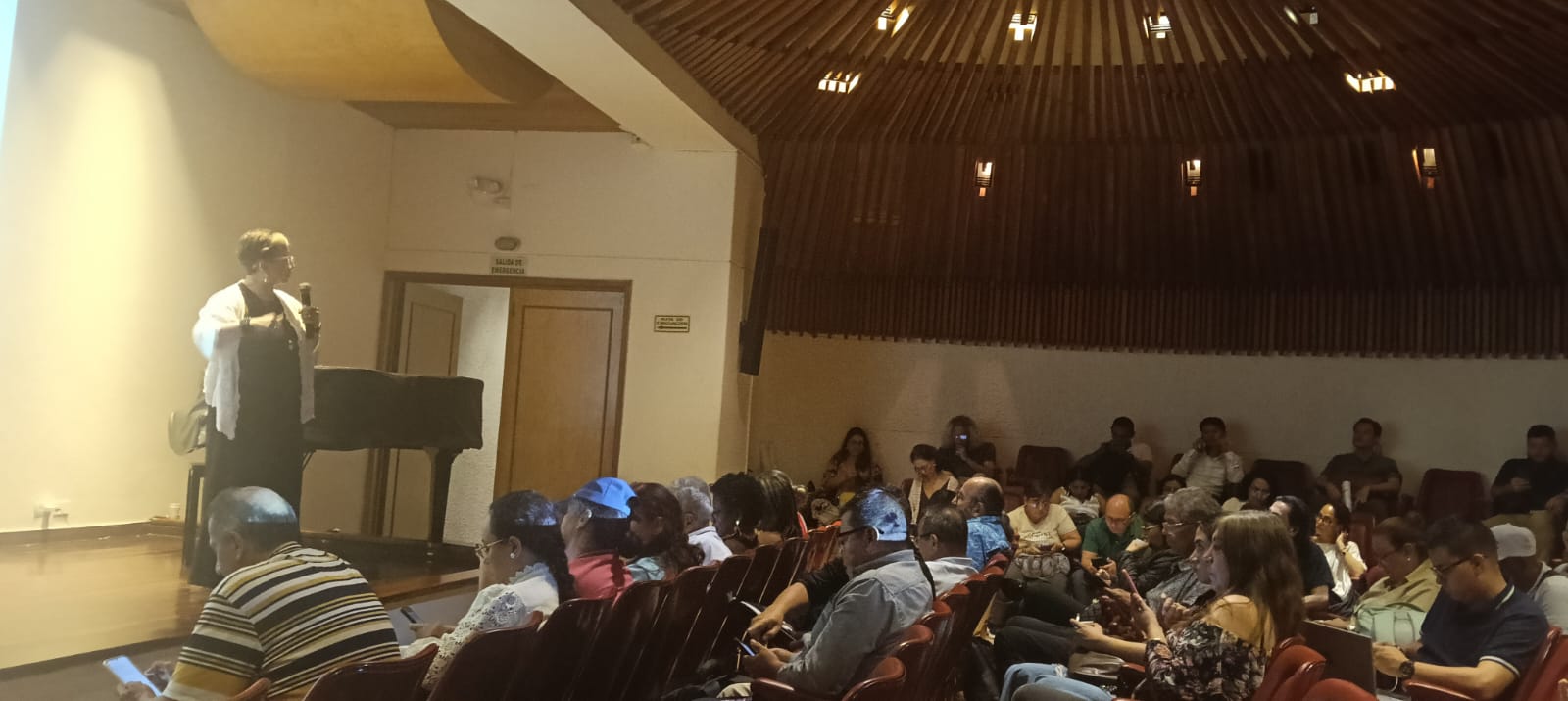Diálogos de sectores educativos en Cali