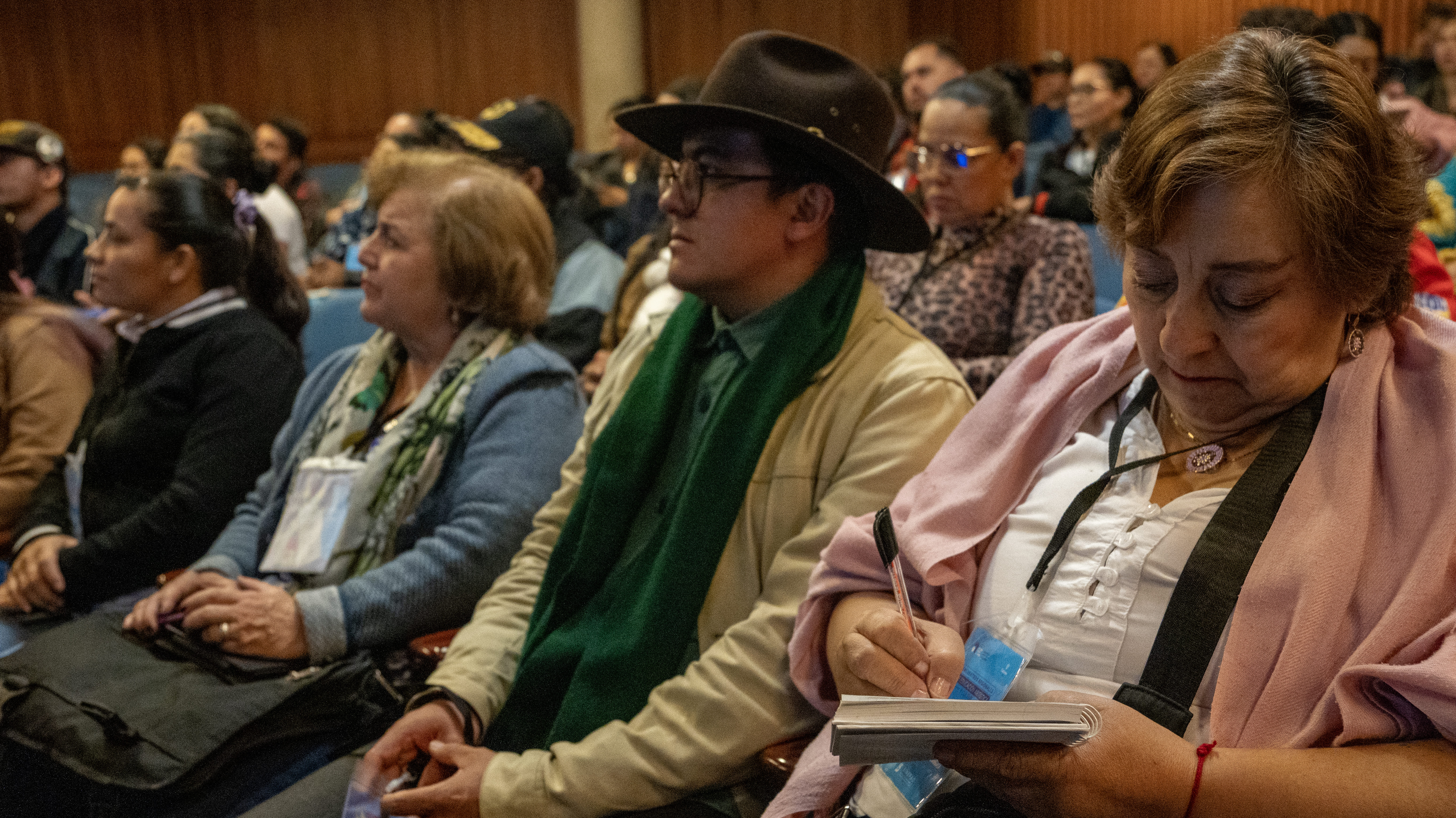 Diálogos de sectores educativos en Bogotá