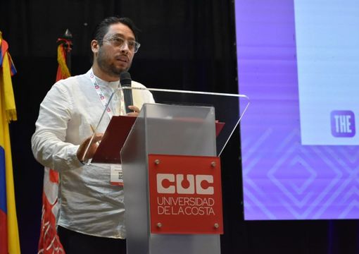 Vice superior en cumbre regional