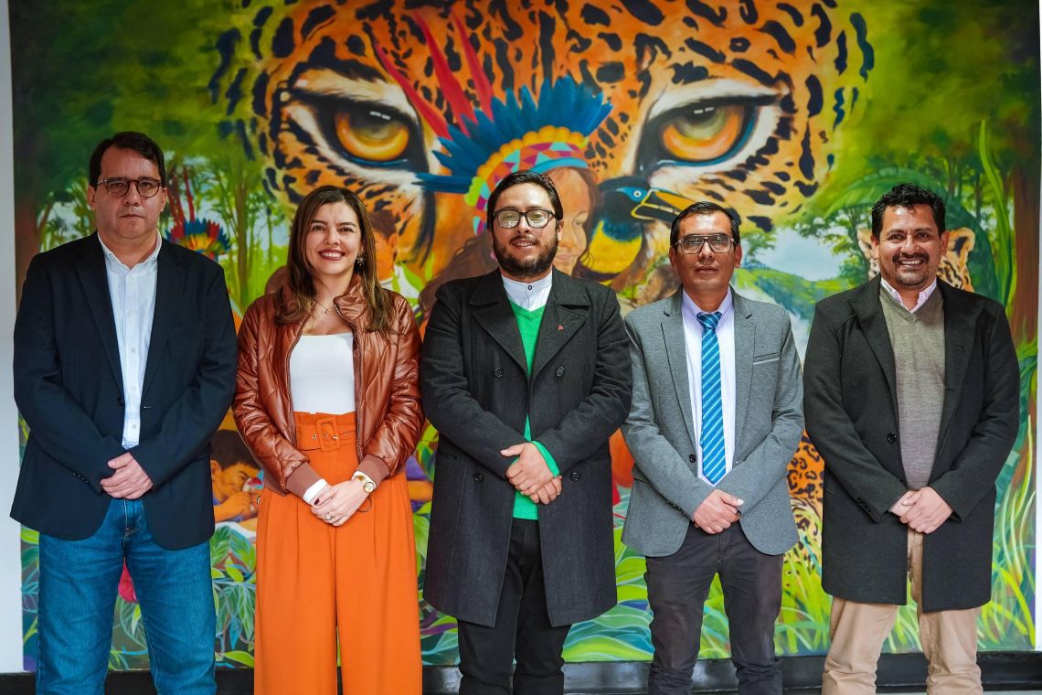 oficial convocatoria amazonía