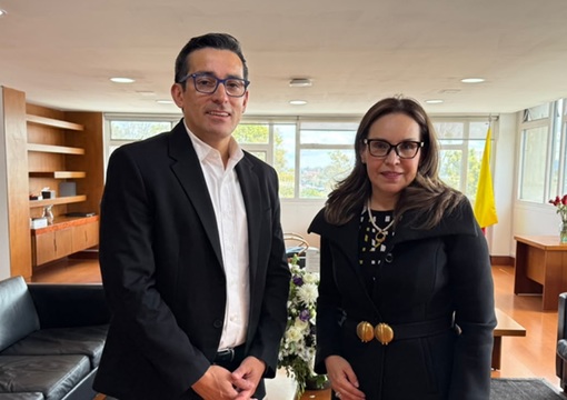 Viviane Morales, Ministra de Educación Nacional y Rodrigo Peñailillo, representante de CAF -Banco de Desarrollo de América Latina y el Caribe- en Colombia.