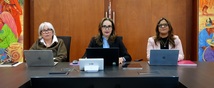 De izquierda a derecha: Gledy Foliaco, viceministra de Educación Preescolar, Básica y Media; Viviane Morales Hoyos, ministra de Educación; Maribel Castro, asesora despacho