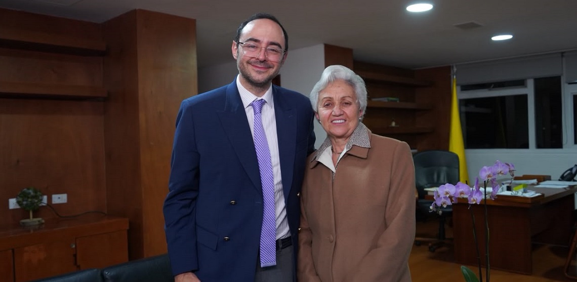 Ministra Ilva Myriam Hoyos y viceministro Camilo Noguera