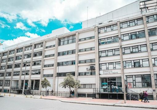 Fachada Ministerio de Educación
