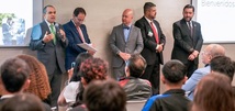 Álvaro José Cifuentes, viceministro de Educación Preescolar, Básica y Media en un evento en google