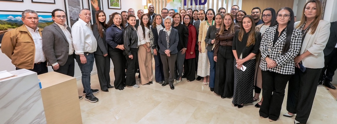 foto de ministra de educacion con secretarios de educacion departamentales