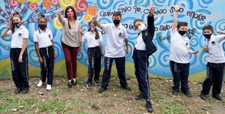 El colegio es un entorno protector por excelencia. El colegio es un entorno protector por excelencia.