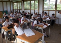 El Ministerio de Educación Nacional cumplirá con lo establecido en la Ley 1874 del 27 de diciembre de 2017, aprobada por el Congreso de la República y sancionada por el Presidente de la República, Juan Manuel Santos.